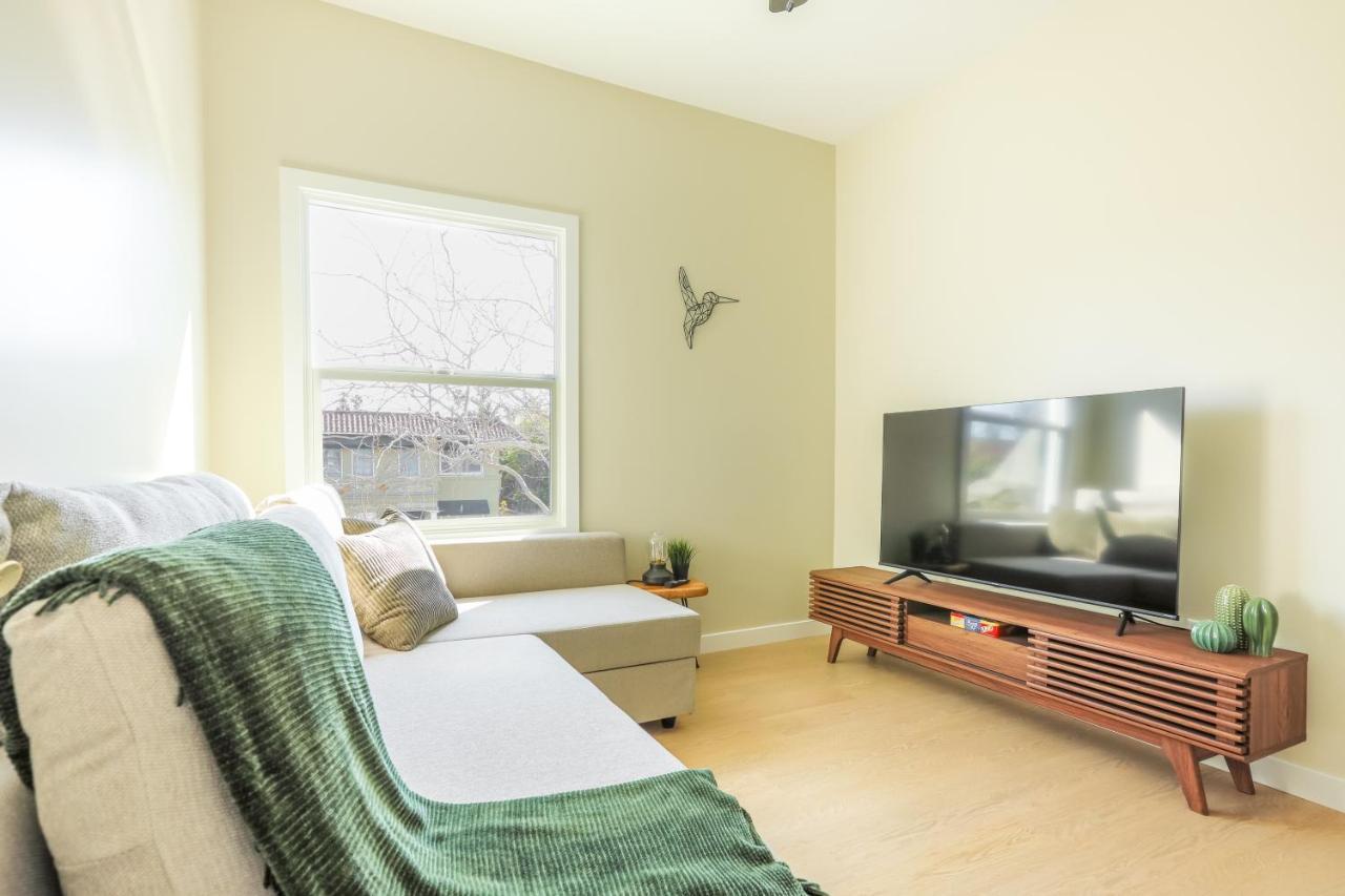 Cozy Sunny Brand-New Apt 1 Block From The Beach Лонг Бич Экстерьер фото