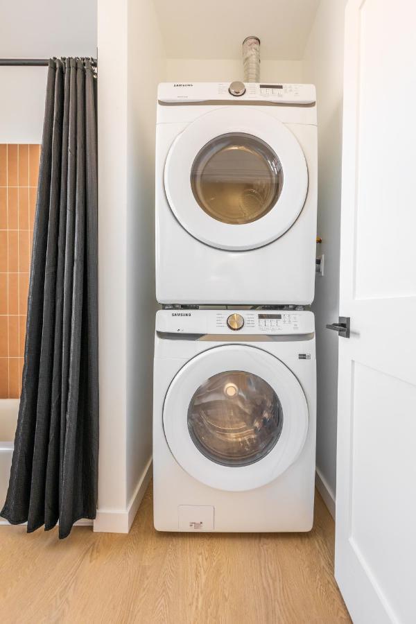 Cozy Sunny Brand-New Apt 1 Block From The Beach Лонг Бич Экстерьер фото