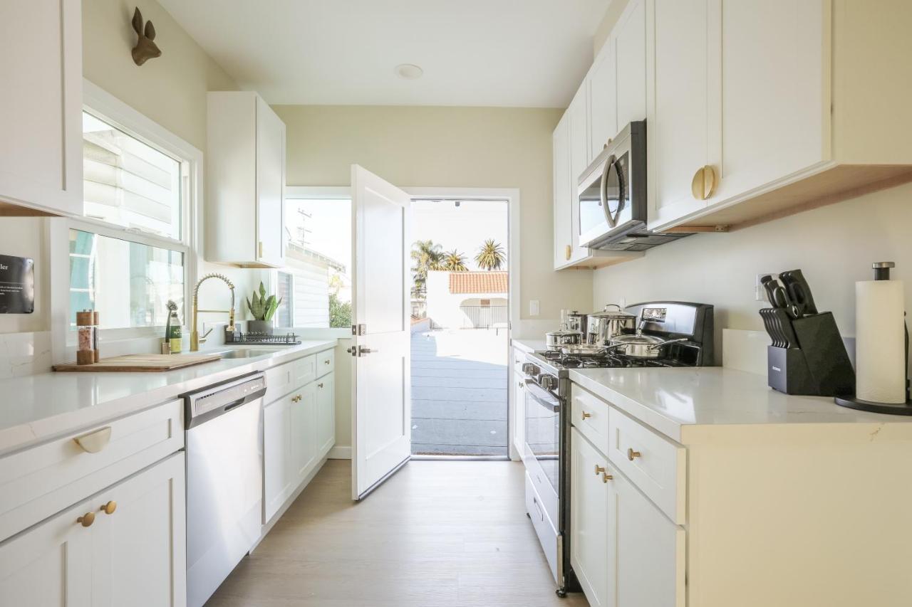 Cozy Sunny Brand-New Apt 1 Block From The Beach Лонг Бич Экстерьер фото